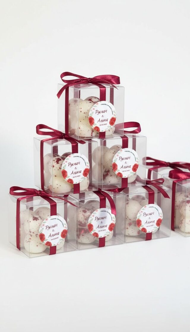 Kāzu sveces viesiem ar personalizāciju un individuālu dizainu